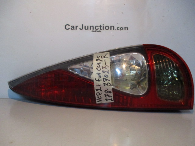 Used Toyota Funcargo TAIL LAMP RIGHT